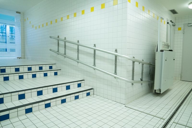Hallenbad_Treppenlift